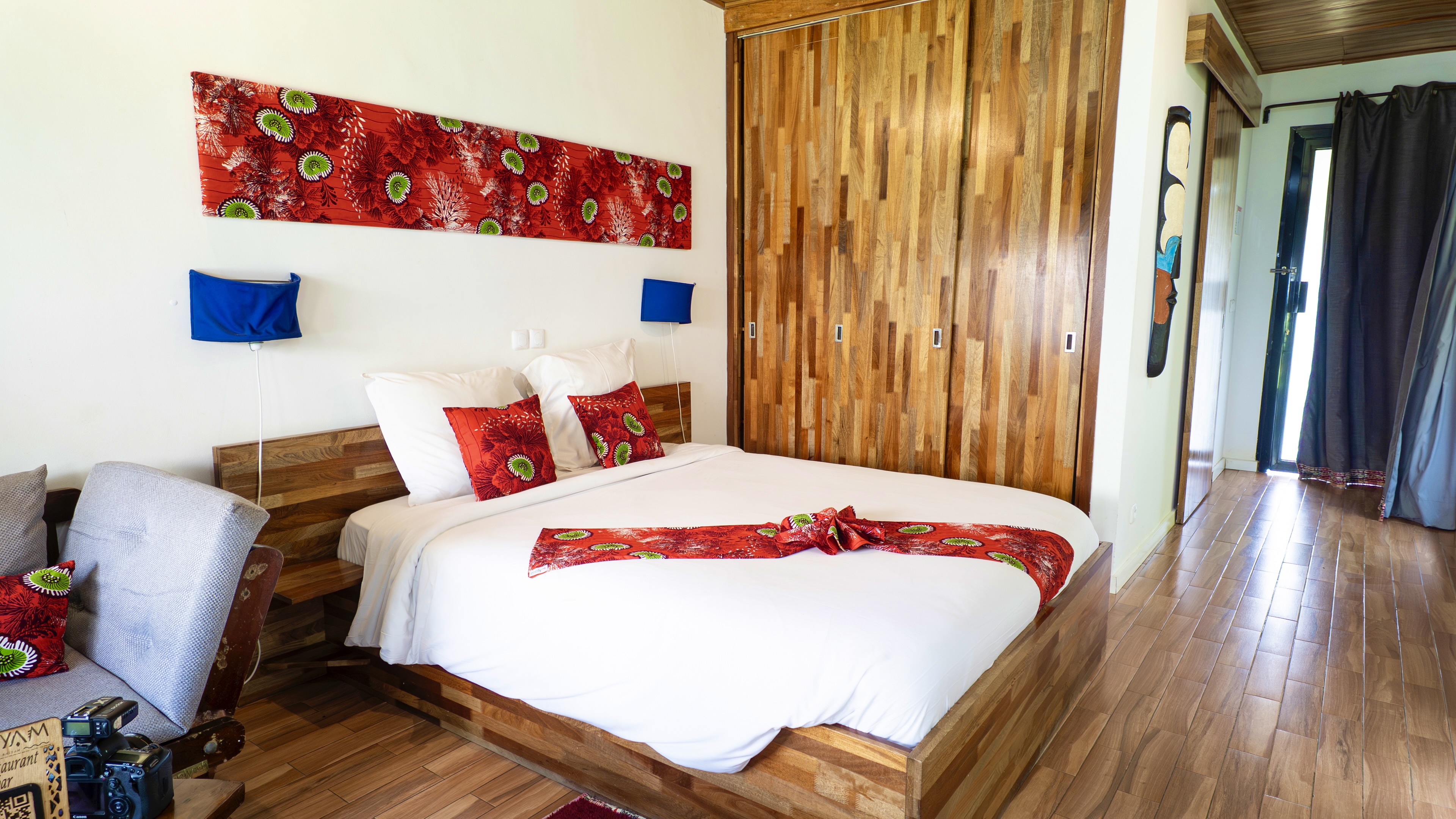 Assoyam Beach, Côte d'Ivoire, Grand Bassam