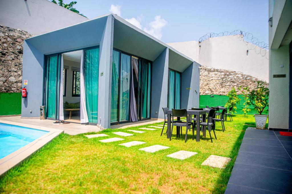 Image de Hotel Yatchenin Abidjan, Côte d'Ivoire, Cocody, 2plateaux Vallon