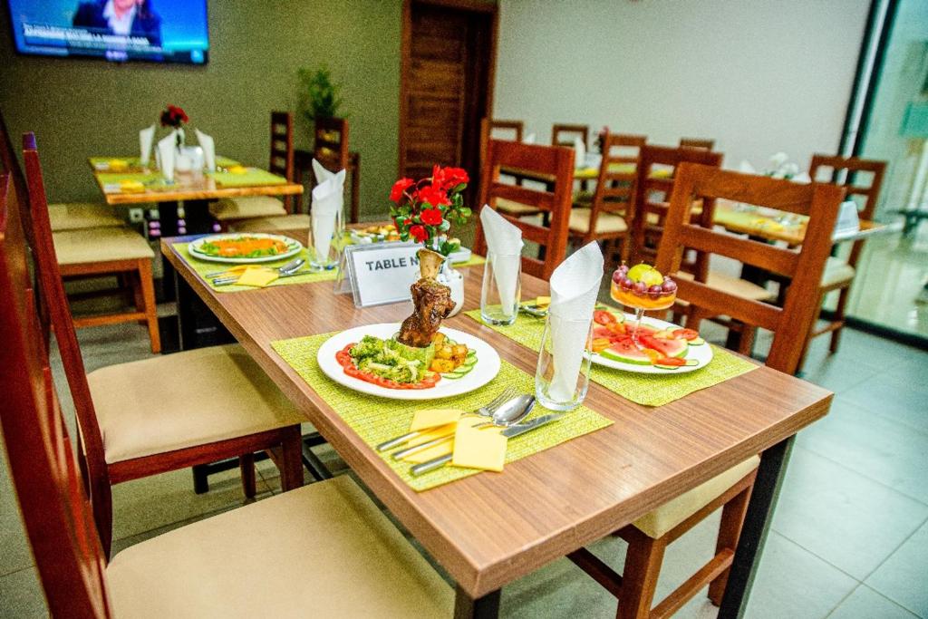 Image de Hotel Yatchenin Yamoussoukro, Côte d'Ivoire, Millionnaire